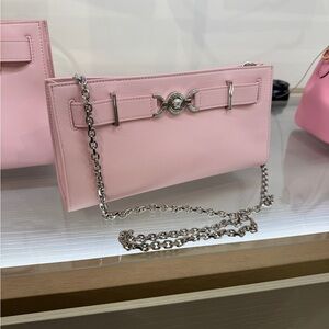 VERSACE 95 Pink Chain Shoulder Bag